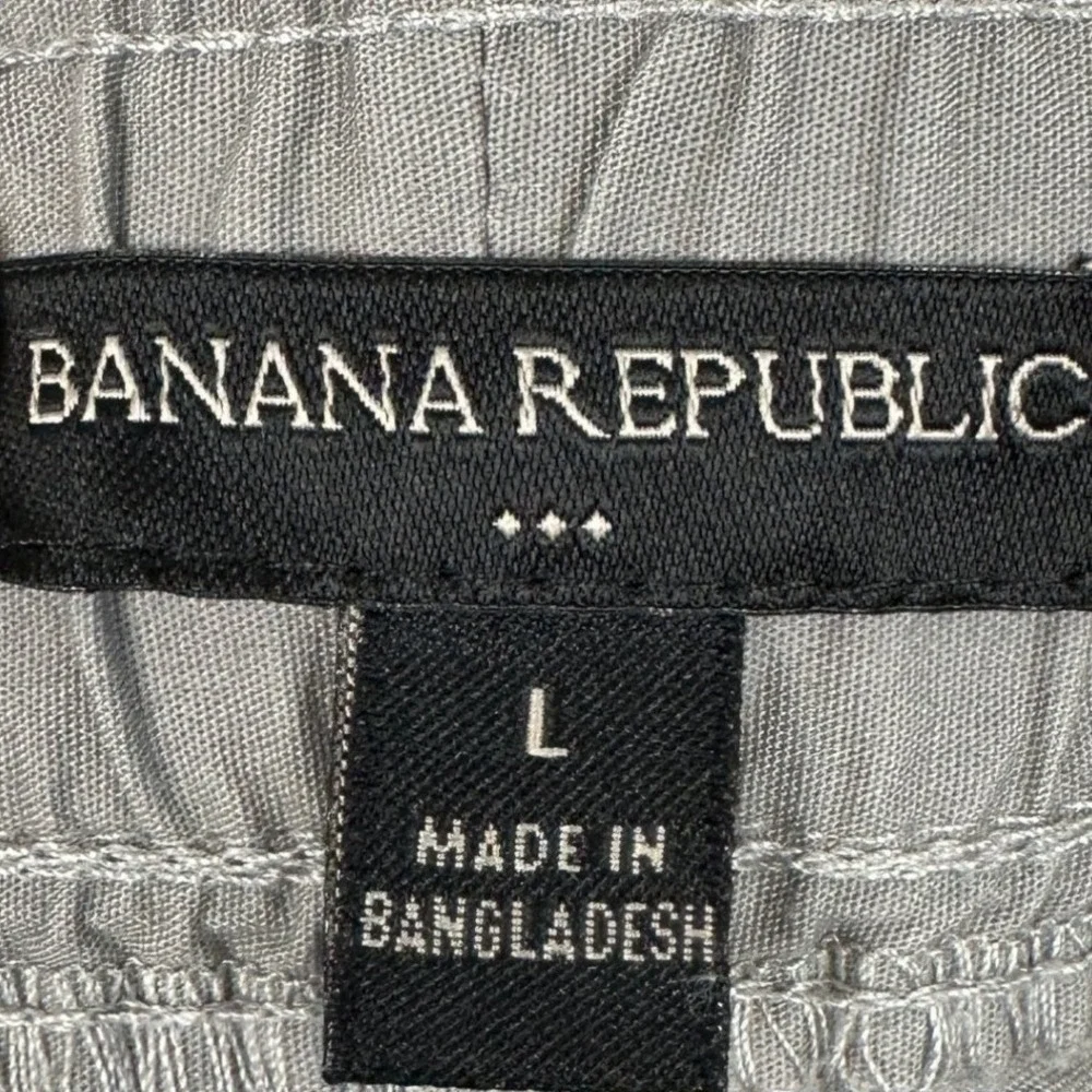 Banana Republic Shorts Mens Large Grey Casual Pull On Drawstring Stretch Waist